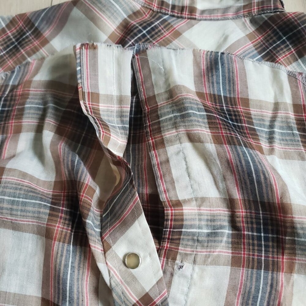 VTG H Bar C California Ranchwear Shirt Mens L Long Tail Tan Plaid Pearl Snap USA - Picture 7 of 7